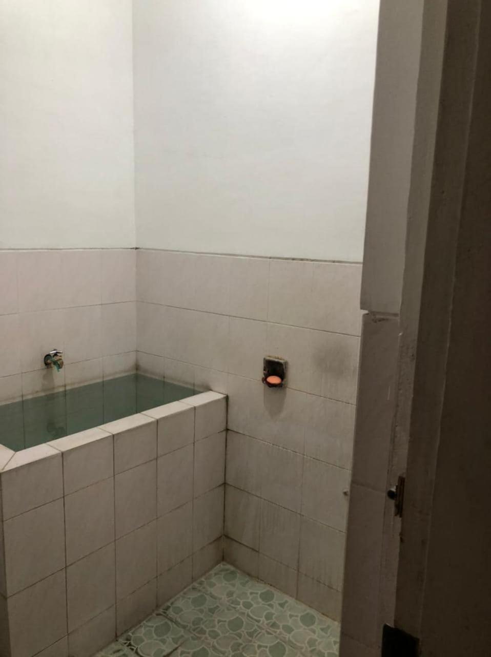 Oyo 90482 Rumah Oma Syariah Kupang  외부 사진