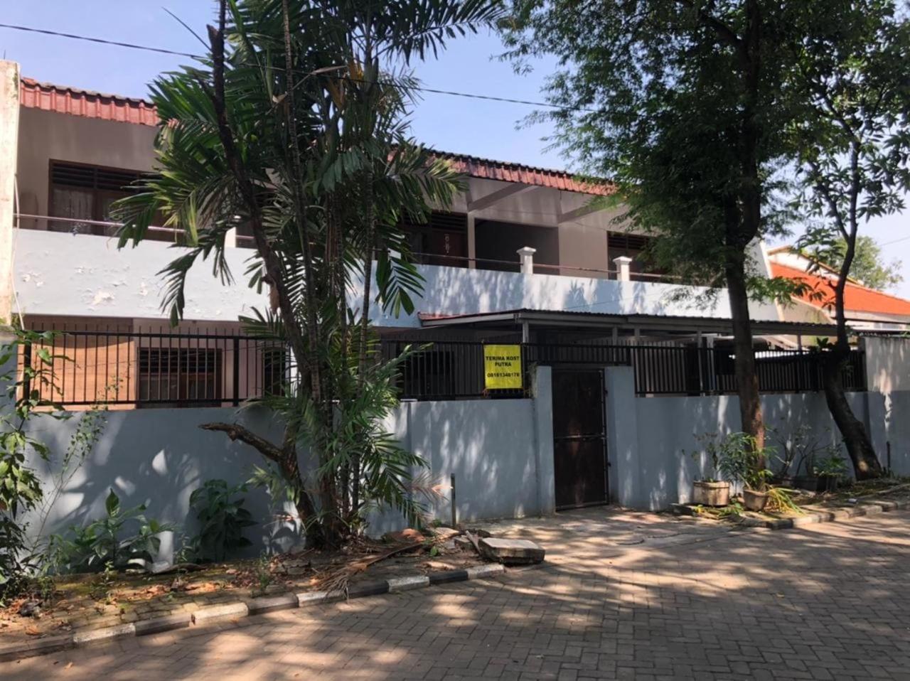 Oyo 90482 Rumah Oma Syariah Kupang  외부 사진