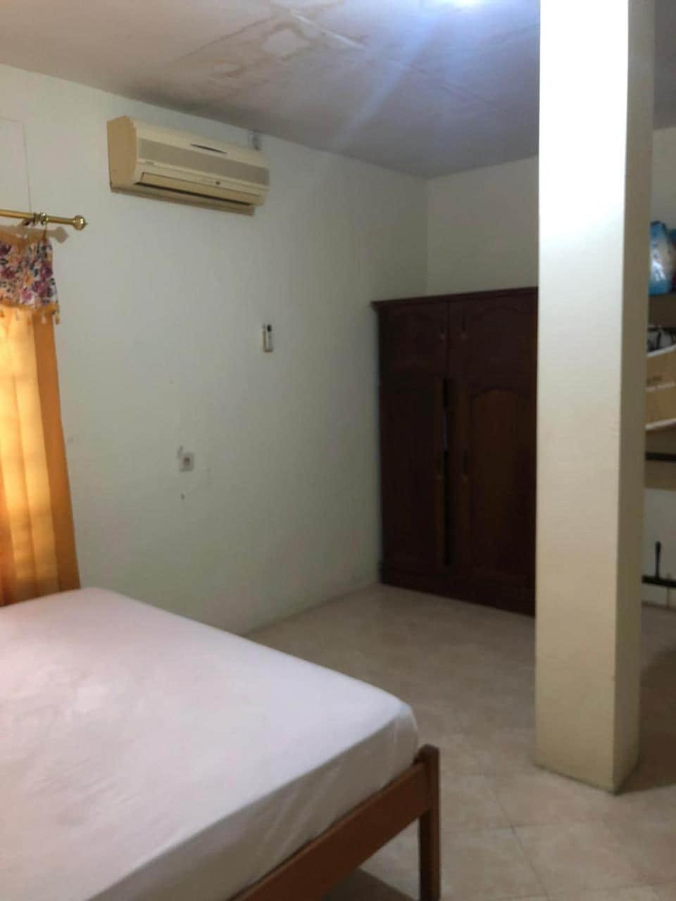 Oyo 90482 Rumah Oma Syariah Kupang  외부 사진